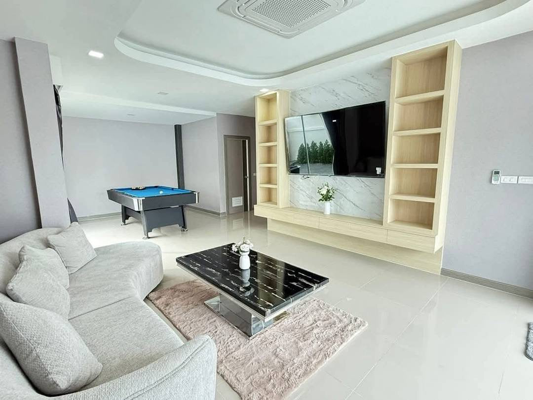 Luxury Pool Villa at Hanssa Paradise Hill, Pattaya