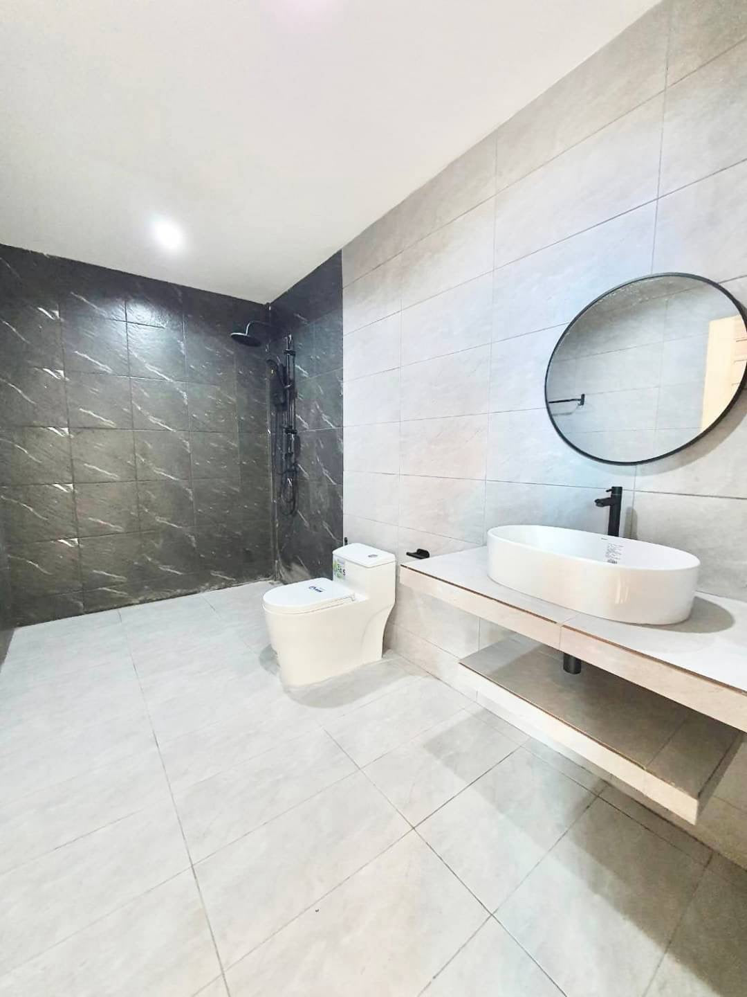 Two-Storey Pool Villa for Sale or Rent – Near Jomtien Beach