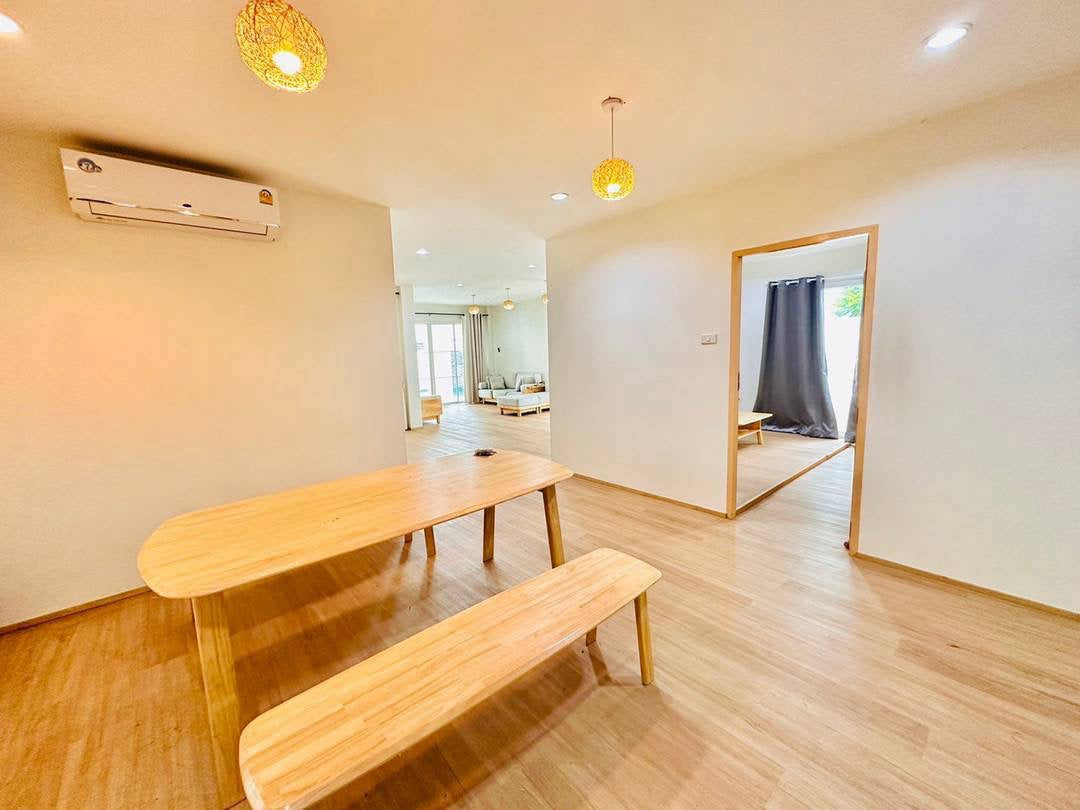 Two-Storey Pool Villa for Sale or Rent – Near Jomtien Beach