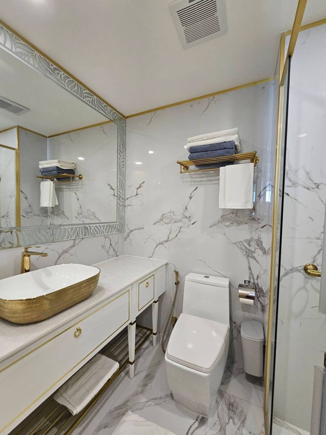 Ultra Luxury Sea View Condo at Copacabana Jomtien