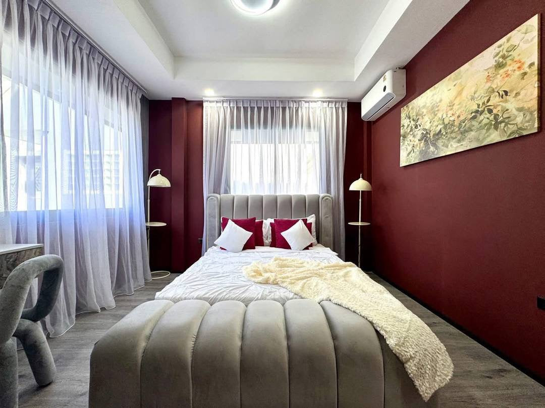 5-Bedroom Pool Villa for SALE – Country Club Village, Pattaya