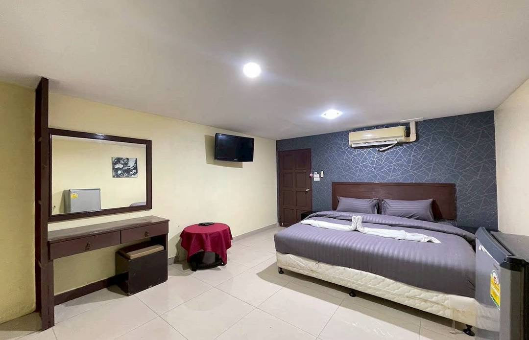 Hotel for Rent – 12 Rooms | Near Walking Street