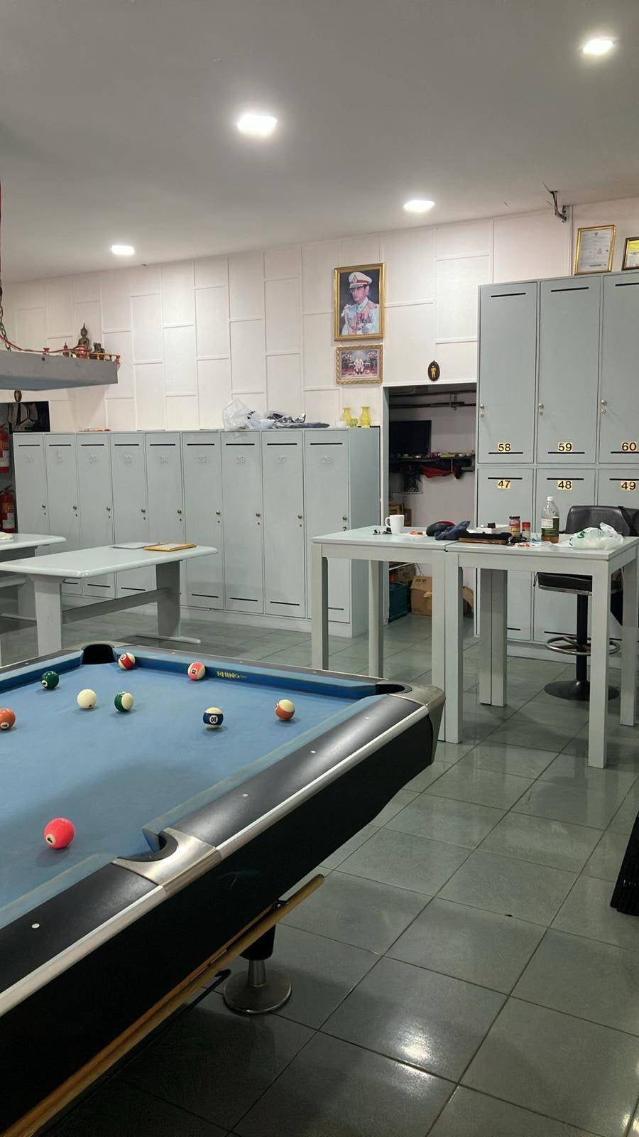 Restaurant & Hotel – 18 Rooms