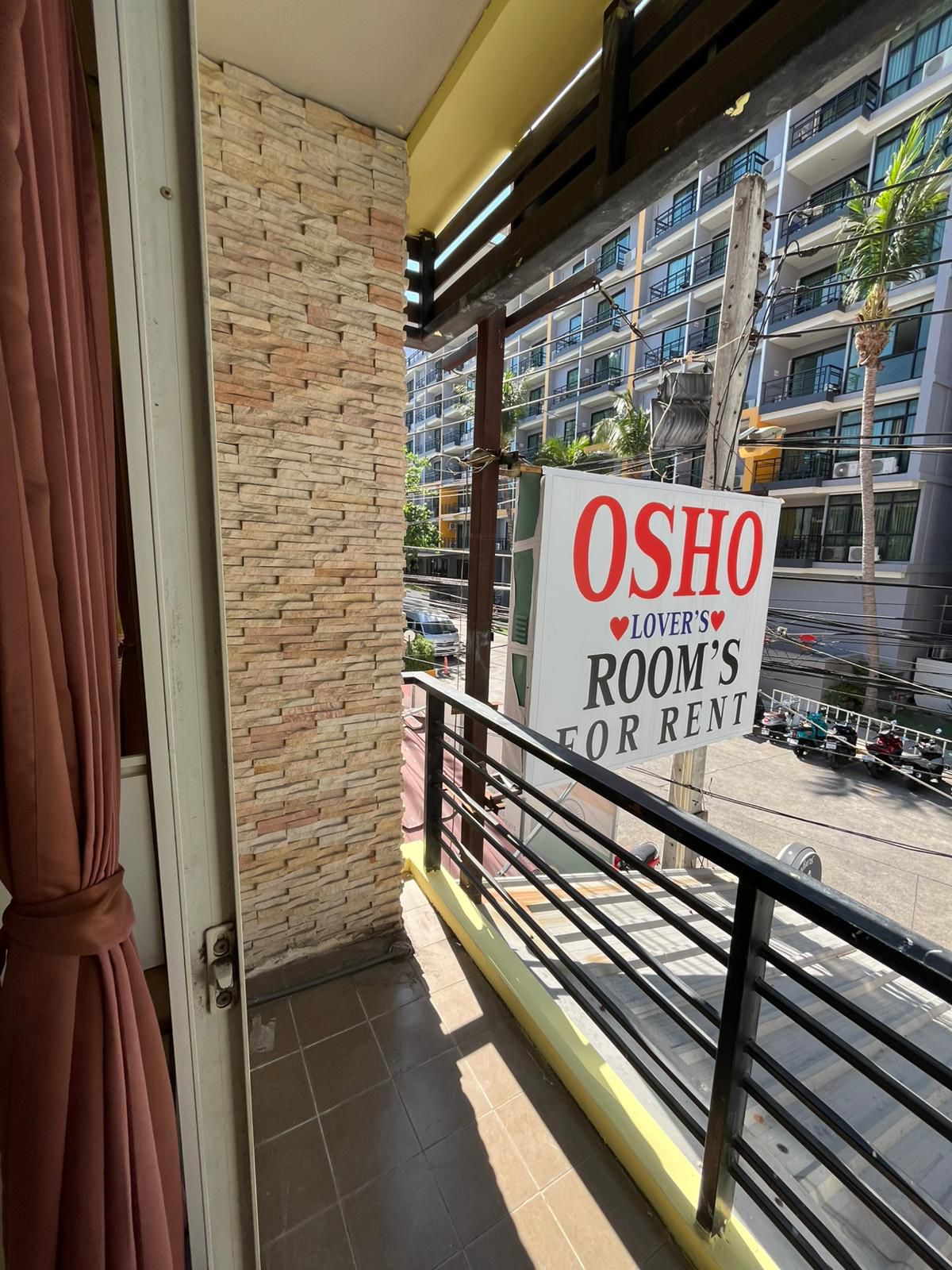 Building for Rent – Soi Buakhao / LK Metro Area