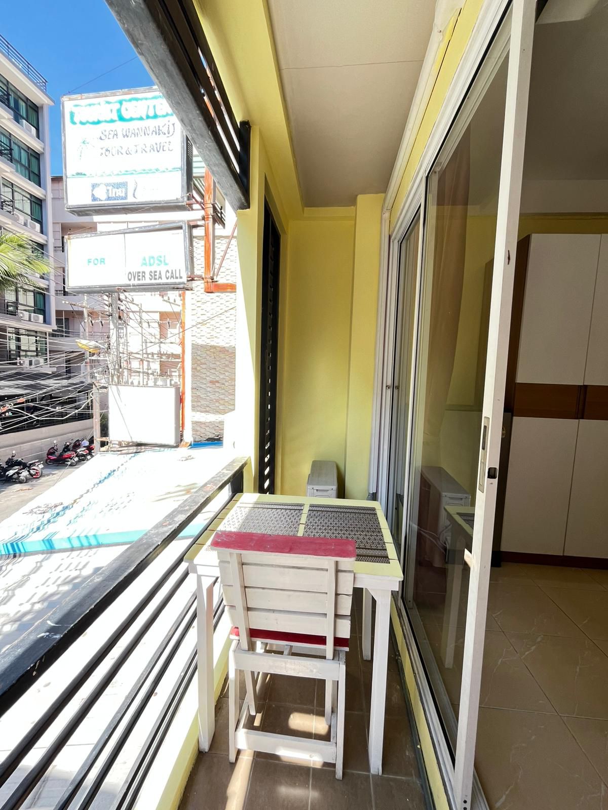 Building for Rent – Soi Buakhao / LK Metro Area