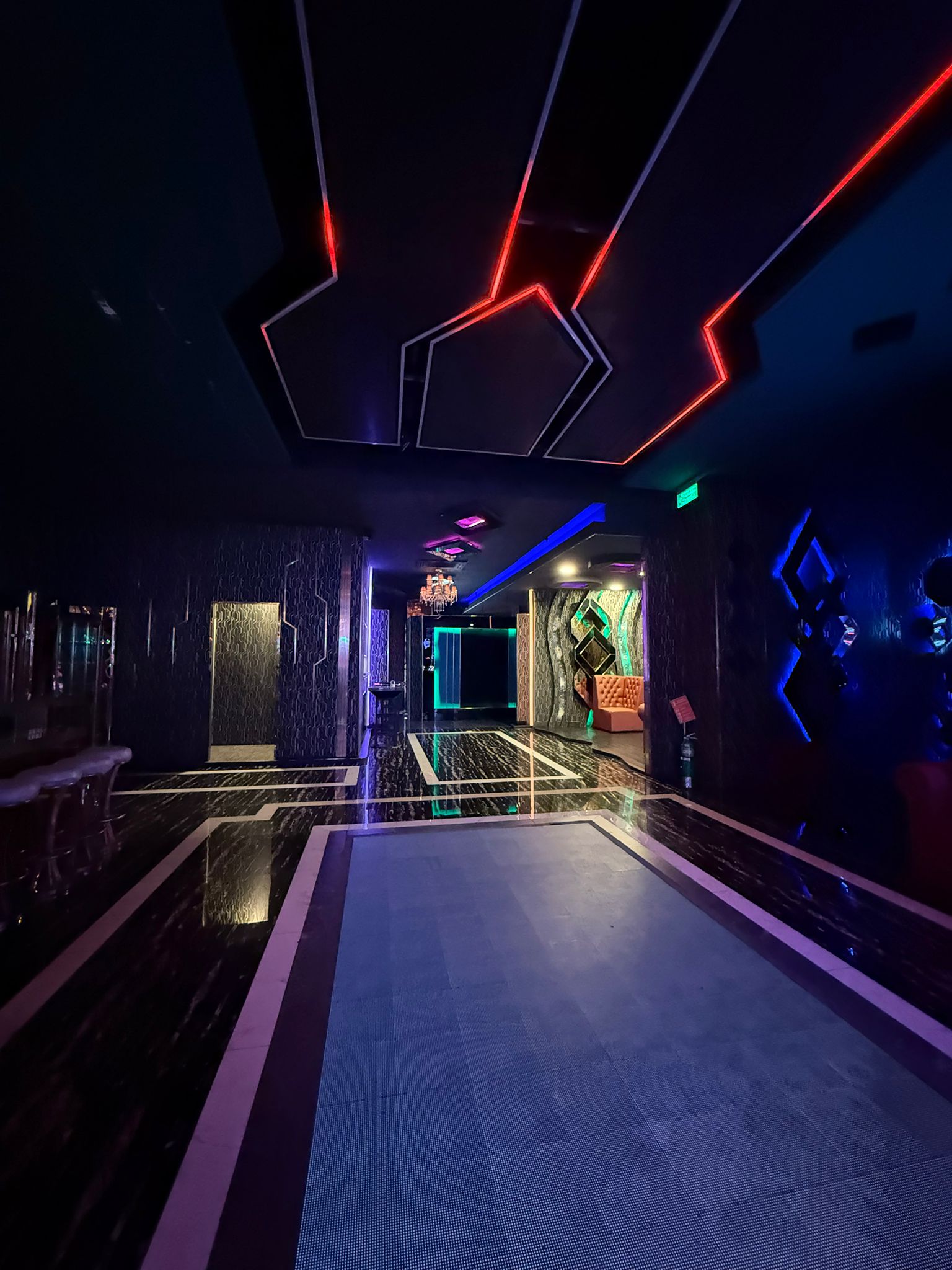 KTV Club for Takeover – The Avenue, 2nd Road, Pattaya