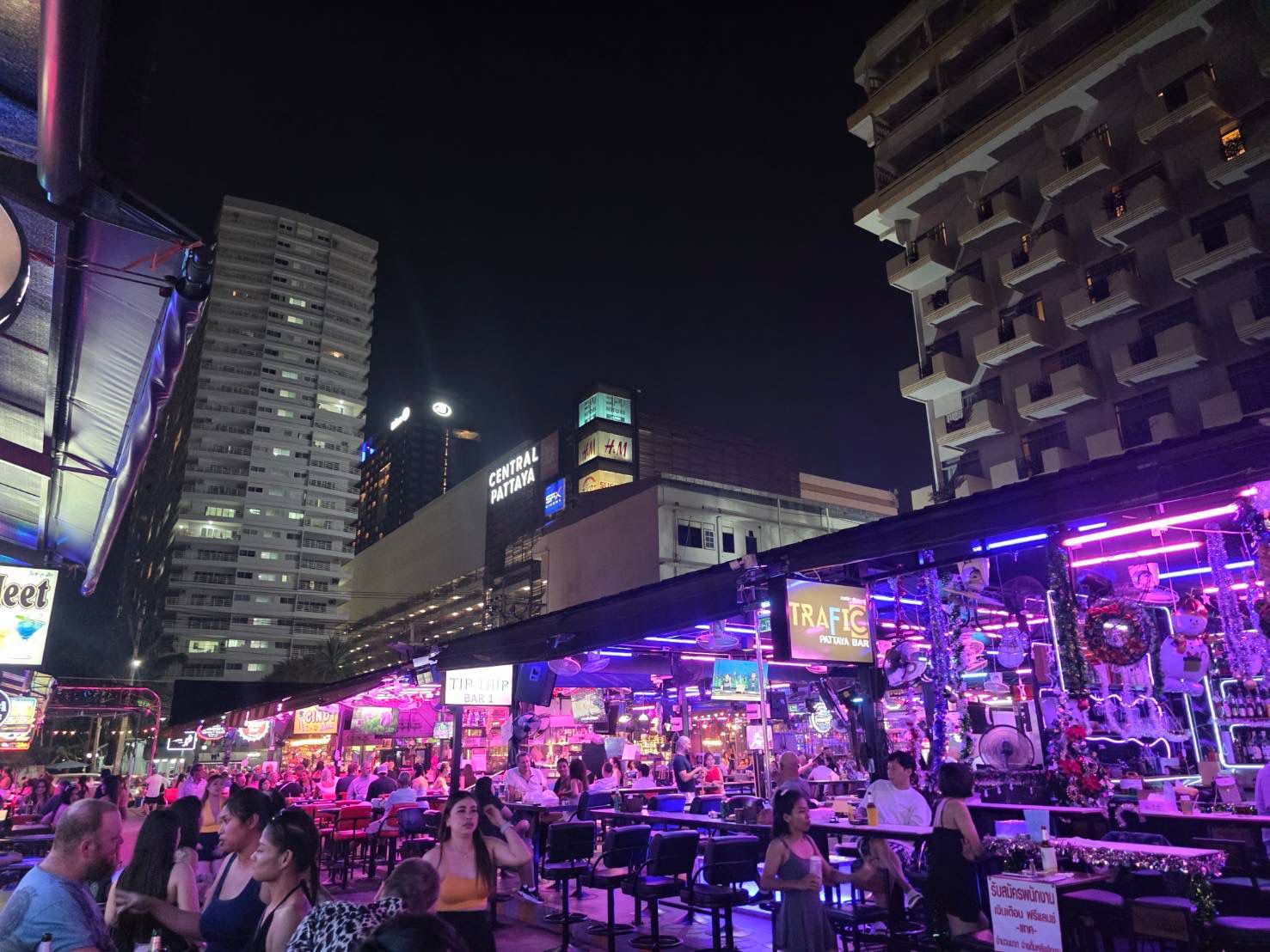 MYTH NIGHT BAR for Takeover – Opposite Central Beach, Pattaya