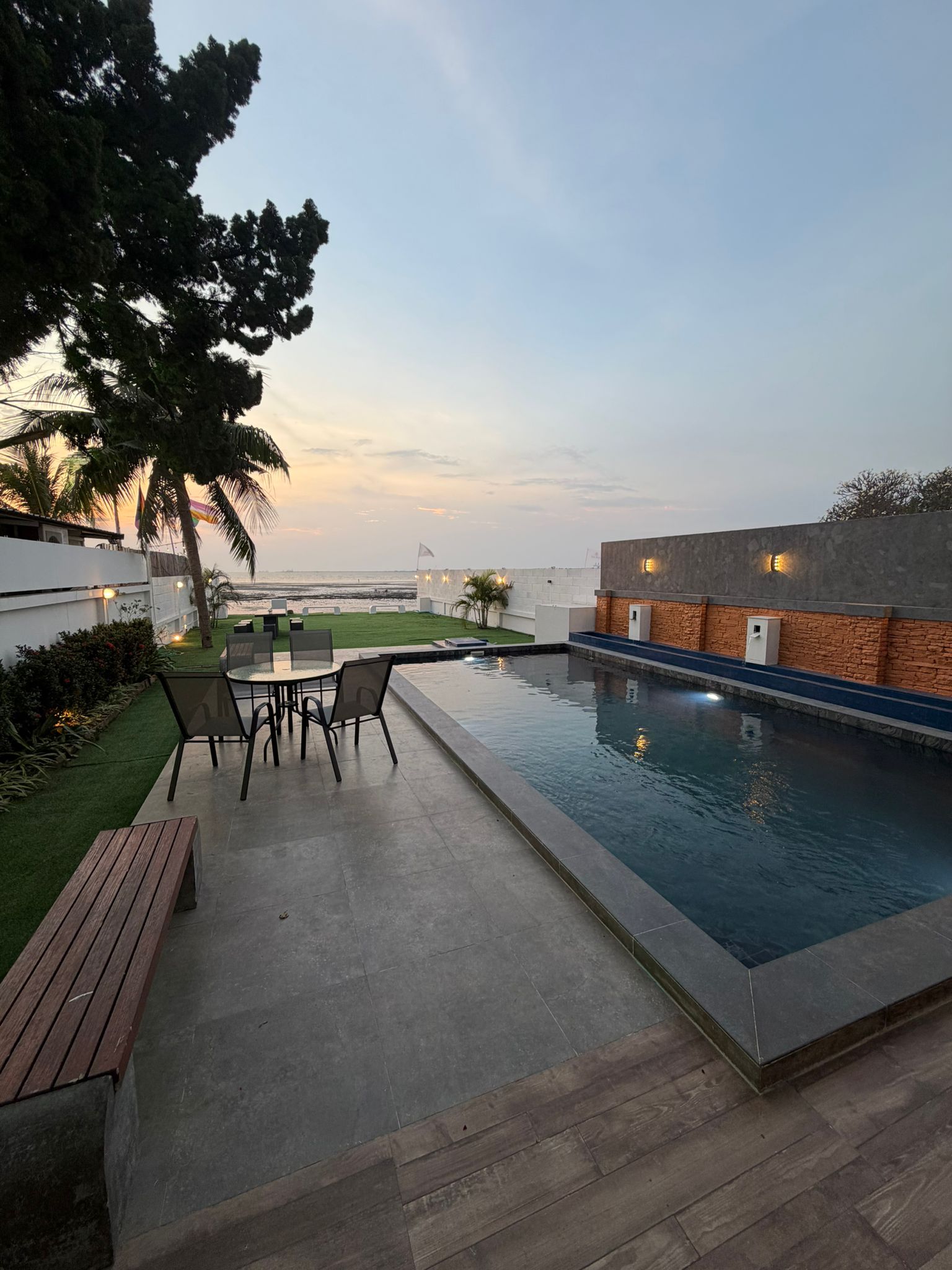 Beachfront Pool Villa for Sale – Pattaya