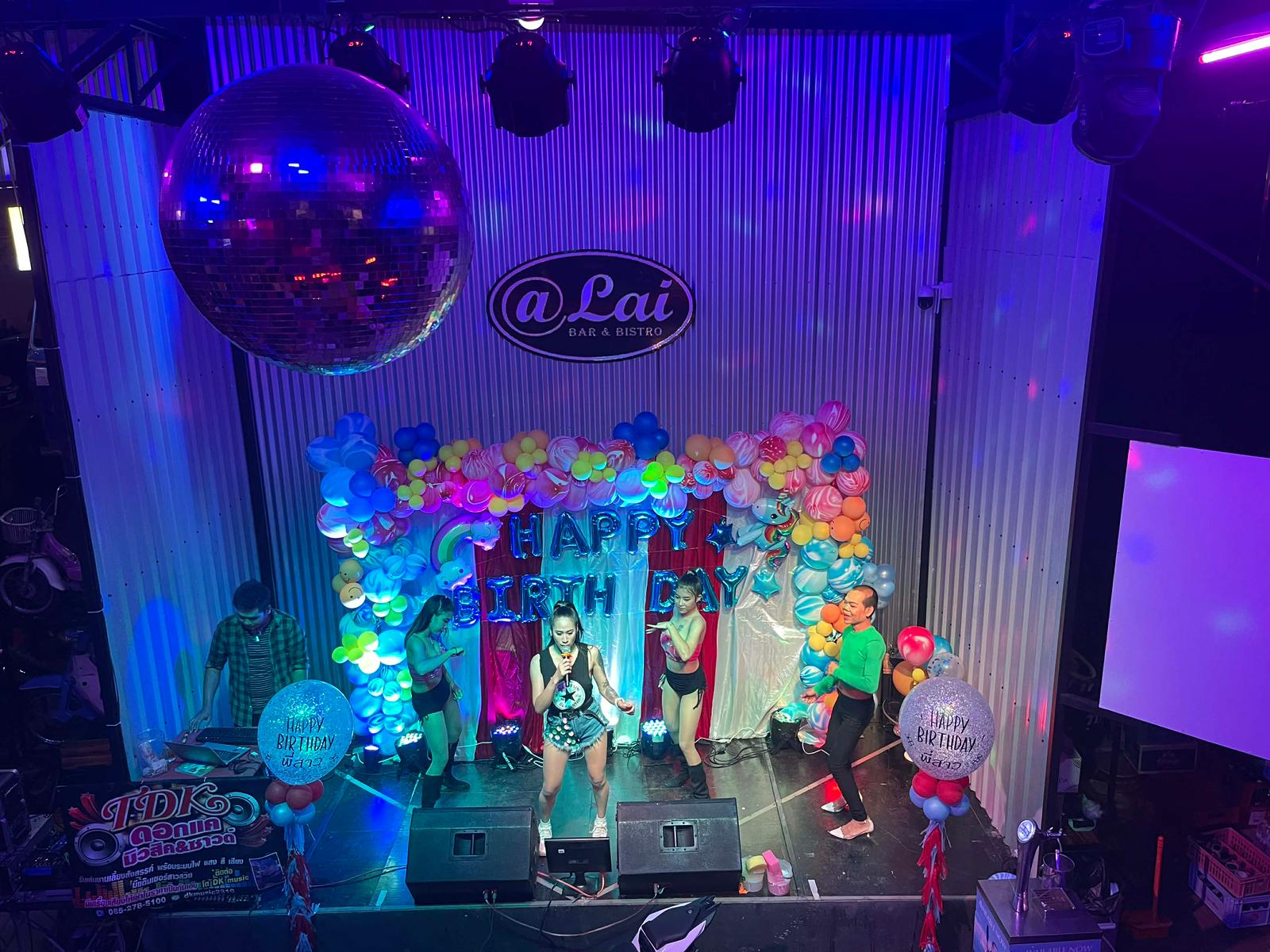 Bar for Takeover – Tree Town, Soi Buakhao