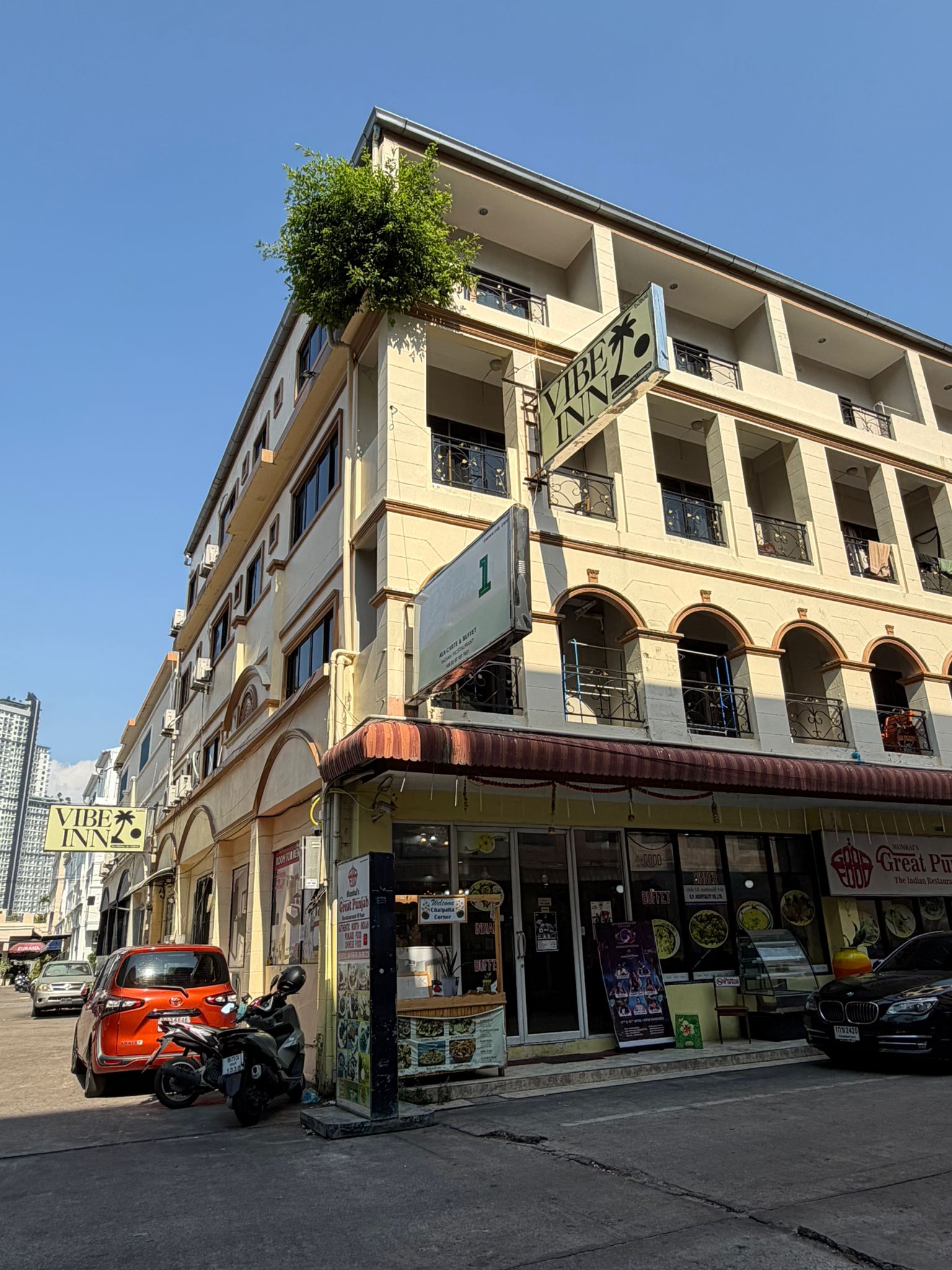 Hotel for rent 24 rooms