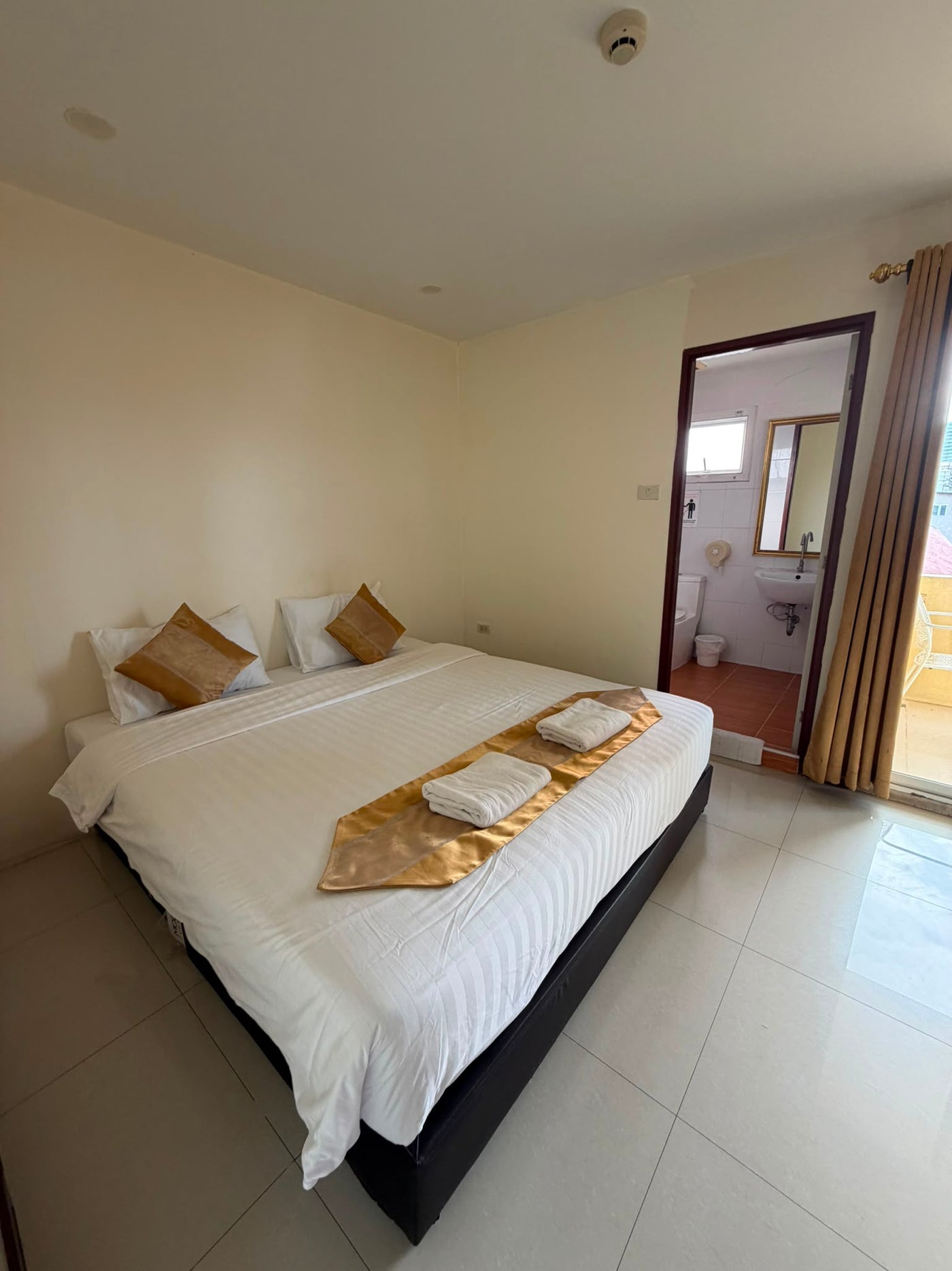 24-Room Hotel for Rent | Pattaya 3rd Road | Near Soi Buakhao — photo 3