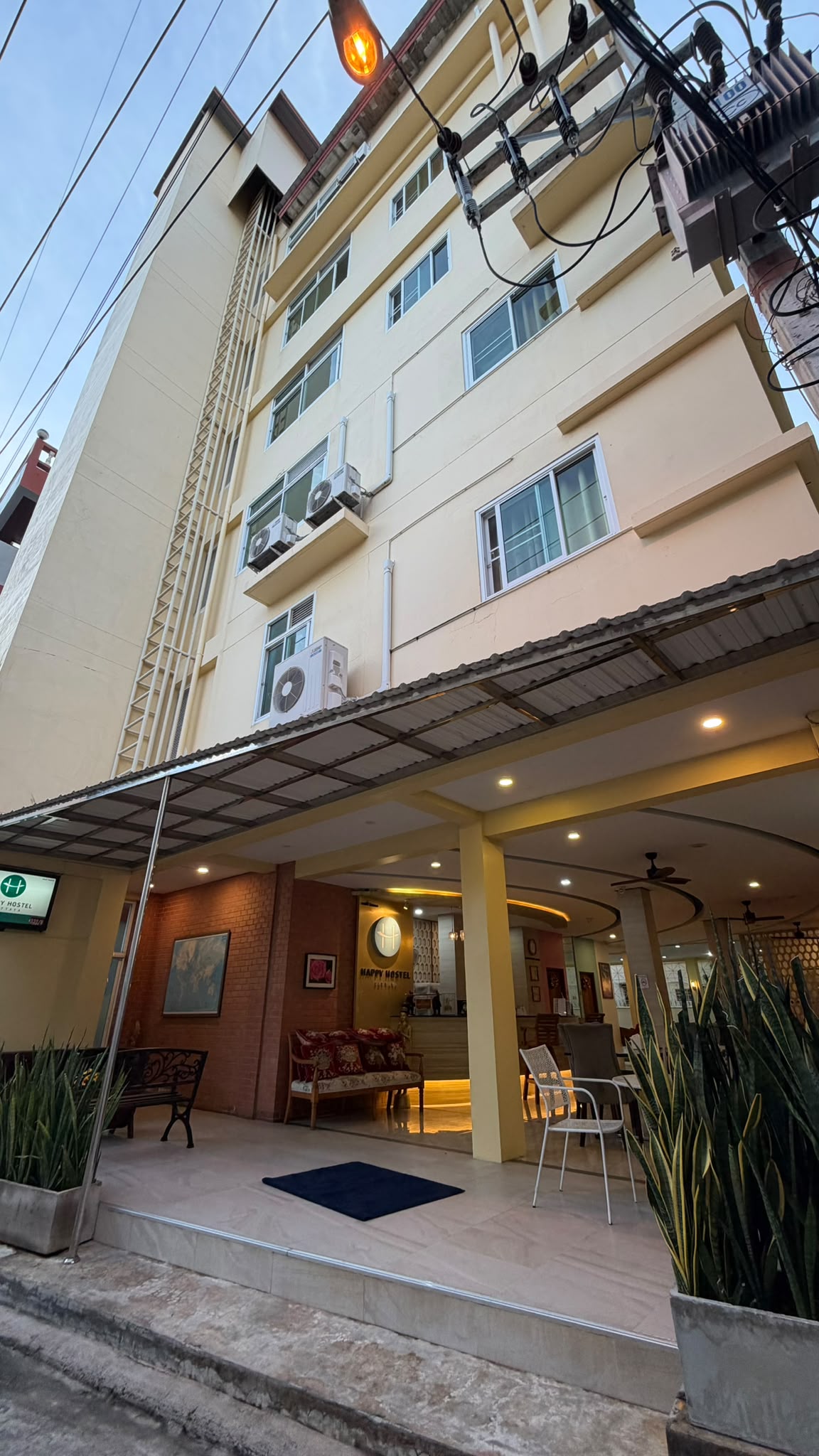 24-Room Hotel for Sale | 3rd Road, Near Soi Buakhao, Pattaya