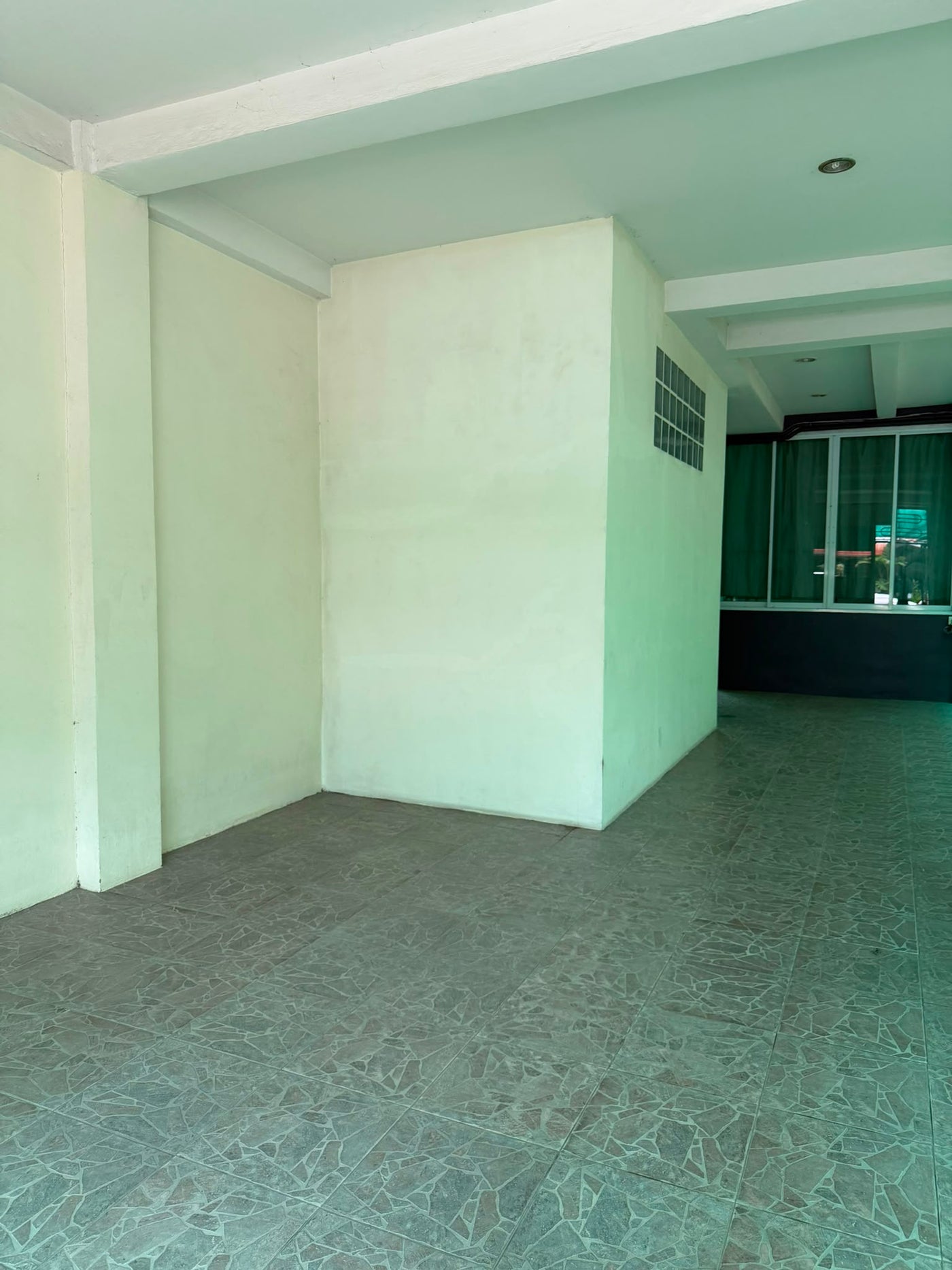 10-Room Hotel for Rent | Soi Buakhao, Pattaya — photo 16
