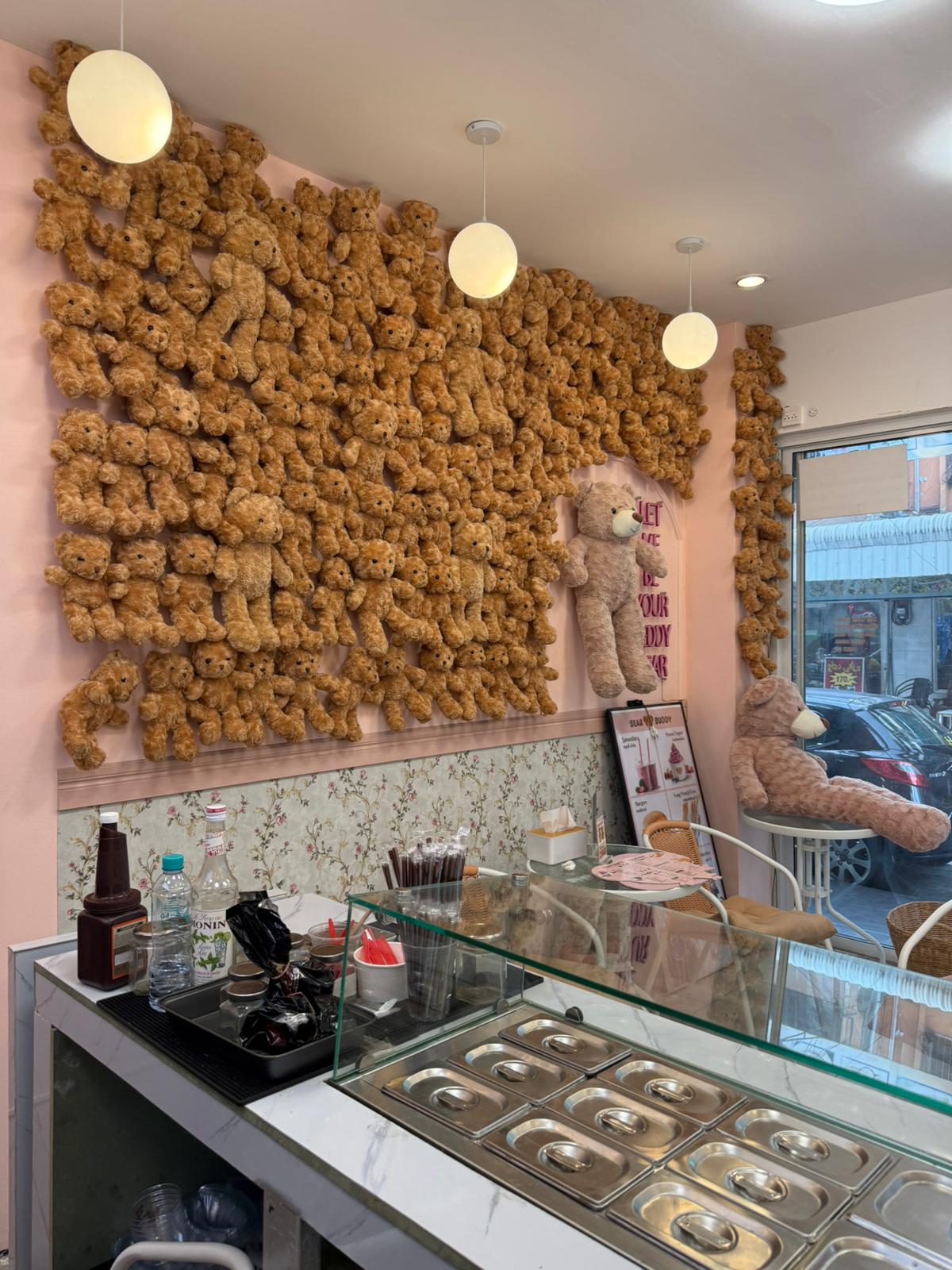 Cafe Business Takeover in Prime Location