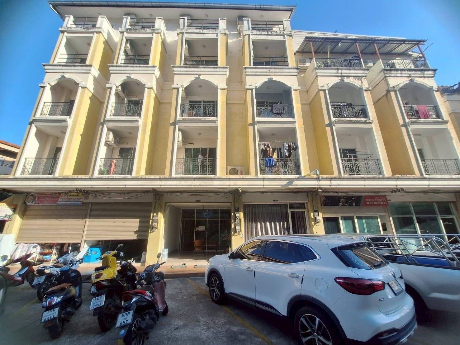 Building for Sale – Prime Location | Naklua, Phothisan