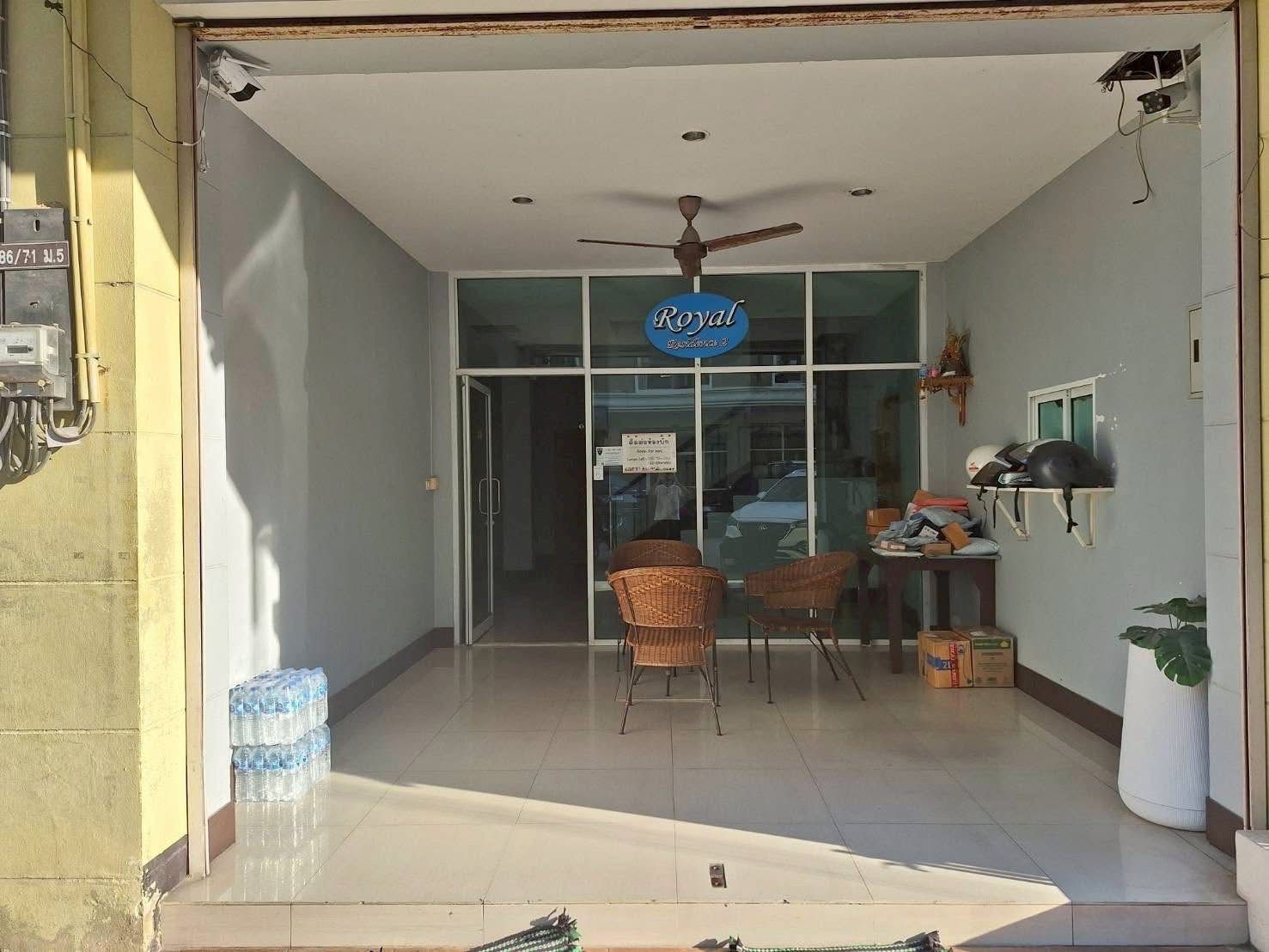Building for Sale – Prime Location | Naklua, Phothisan