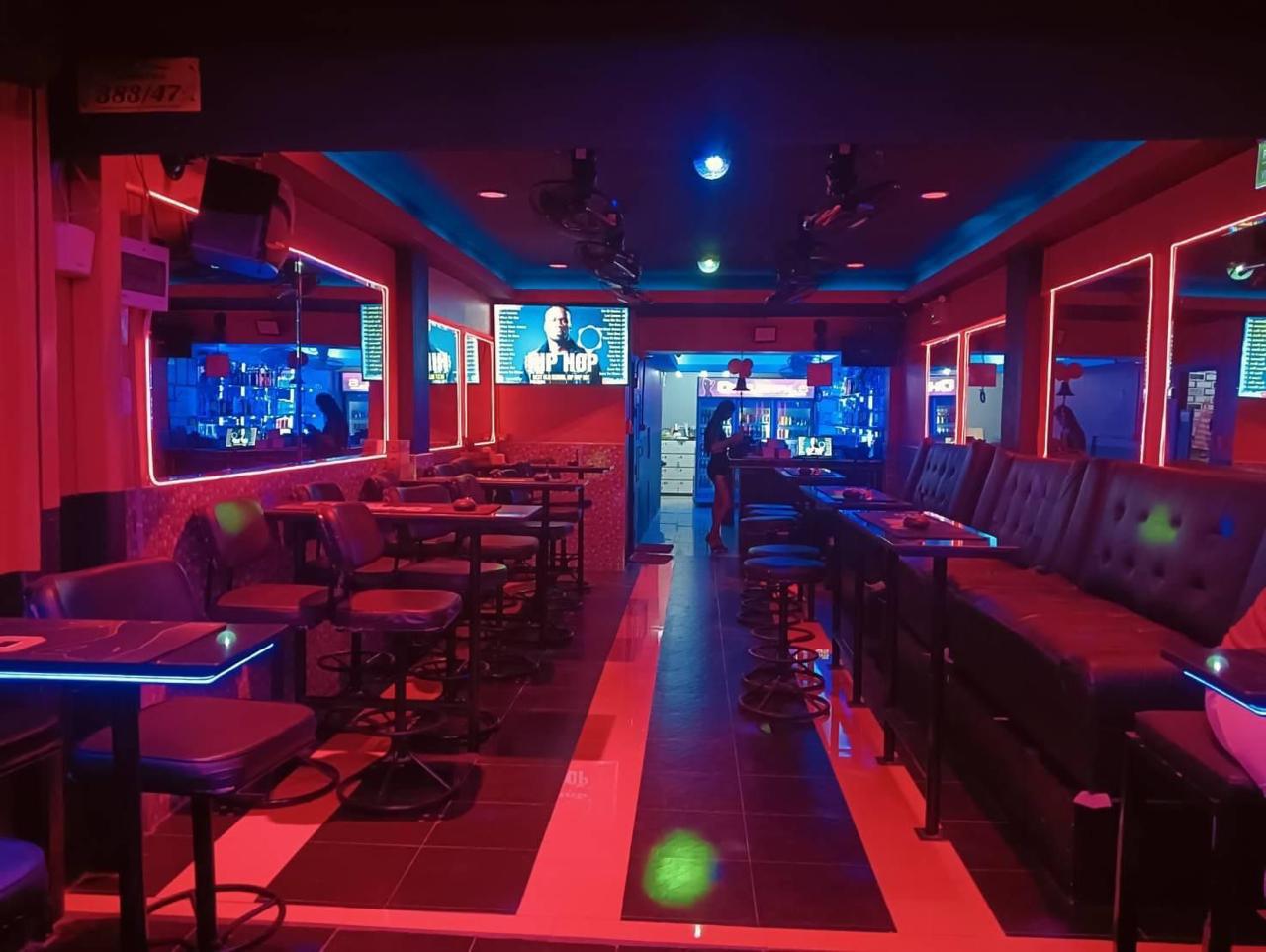 Bar Takeover – Soi Buakhao